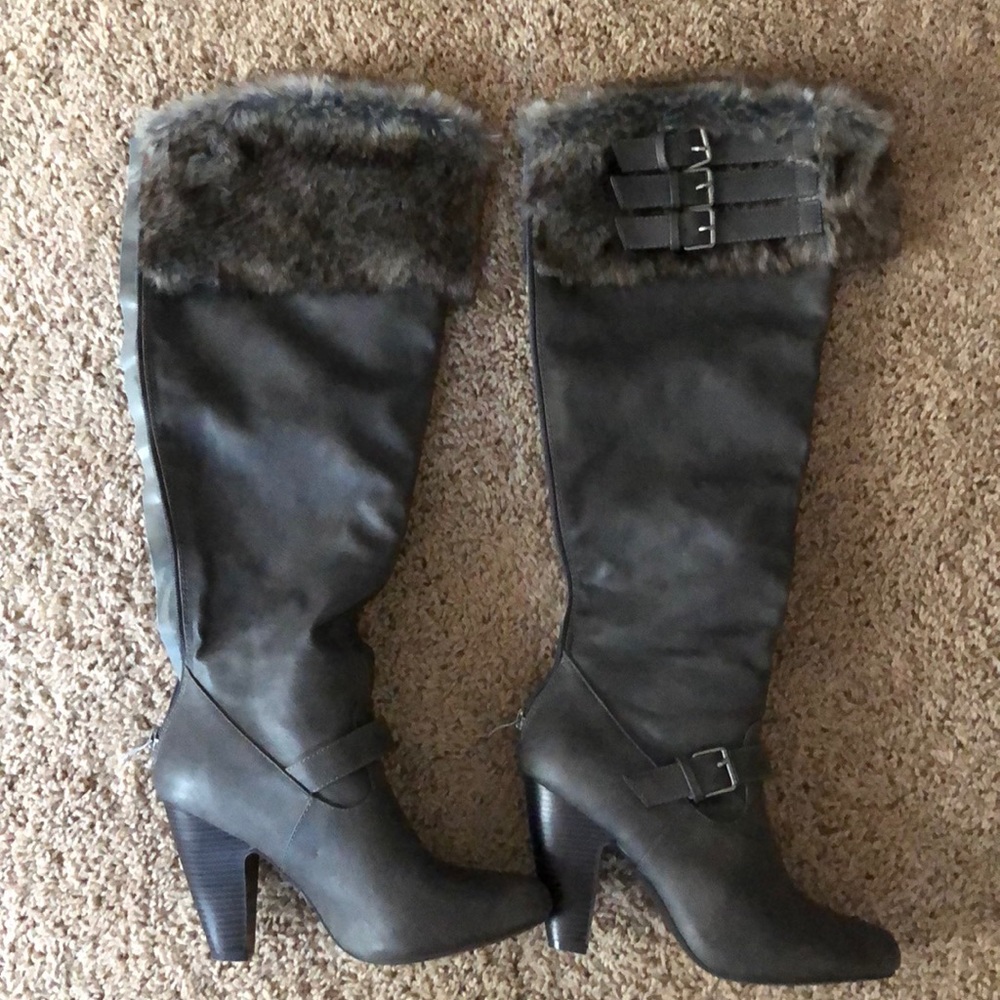 Knee High Grey Boots